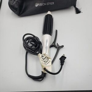 Fusion Styler Hair Curler Women OS LN-305B White Ionic Hot Air Brush EUC Volume